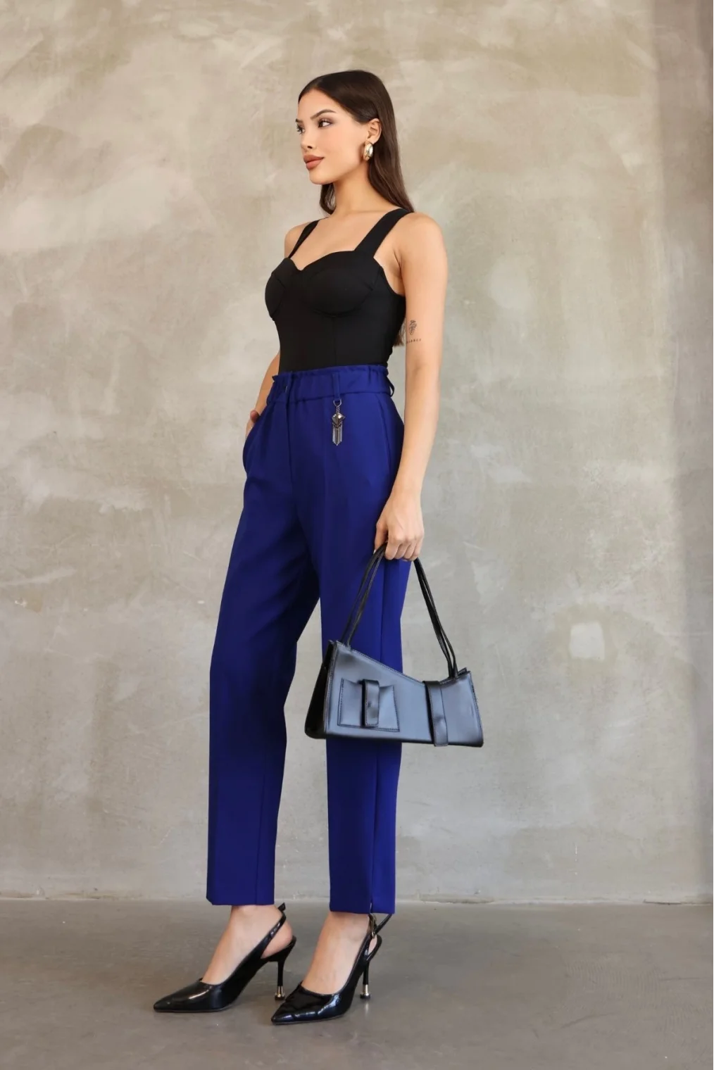 Aksesuar Detaylı Beli Lastikli Kumaş Pantolon 6119-Saks