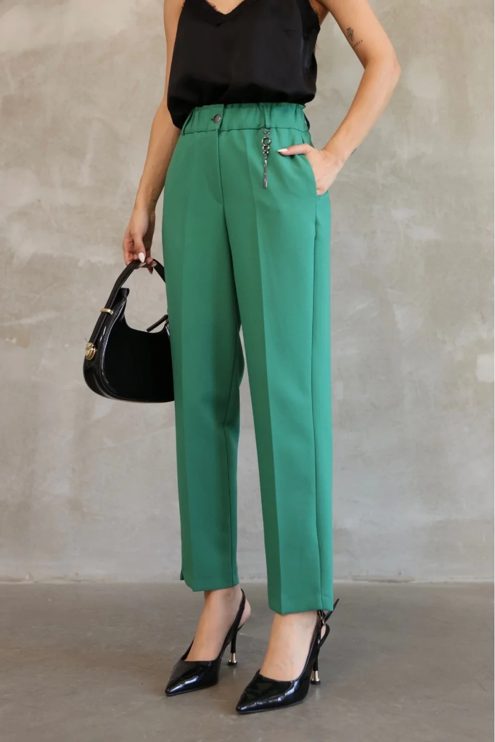 Aksesuar Detaylı Beli Lastikli Kumaş Pantolon 6119-Yeşil