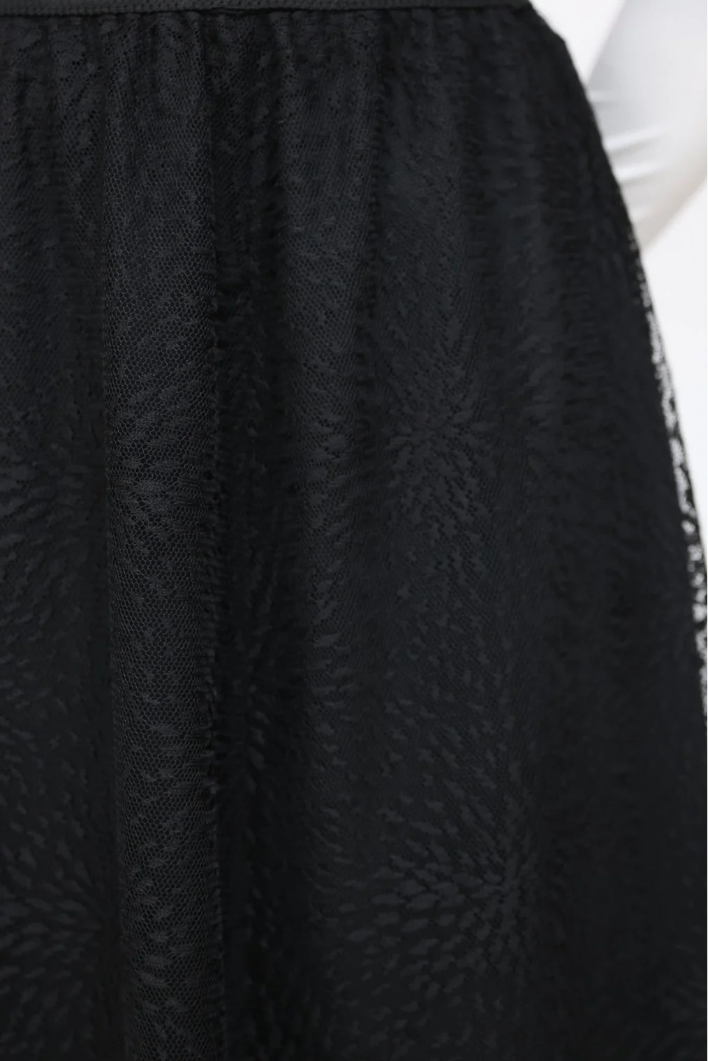 Asimetrik Kesim Lastikli Dantel Etek 6002E-Siyah