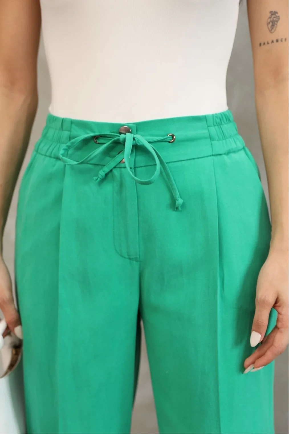Bağlama Detaylı Beli Lastikli Kumaş Pantolon 6171-Yeşil