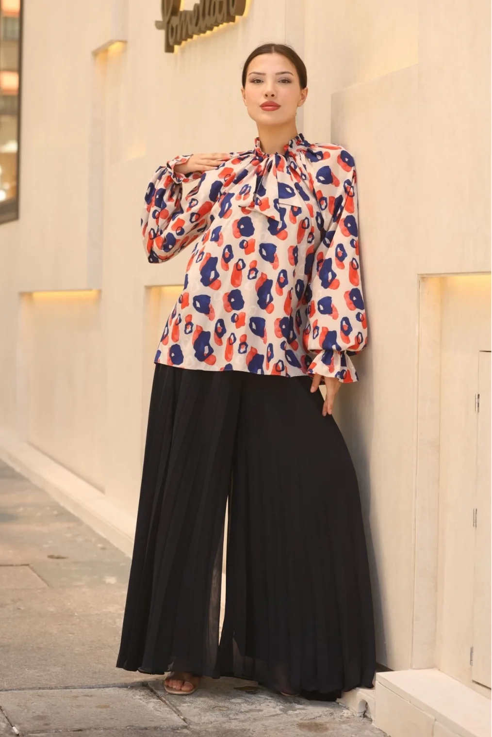 Bağlama Detaylı Büzgülü Bluz 6028-Bej/Lacivert