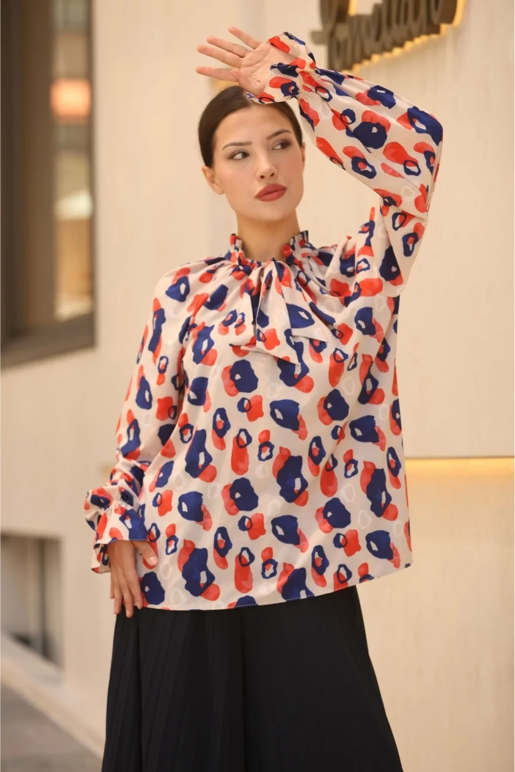 Bağlama Detaylı Büzgülü Bluz 6028-Bej/Lacivert