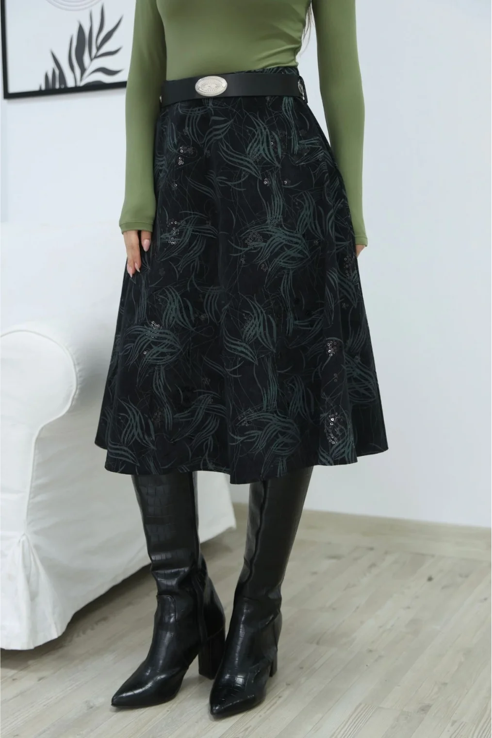 Baskılı ve Kemerli Kadife Etek 6069-Siyah/Çağla