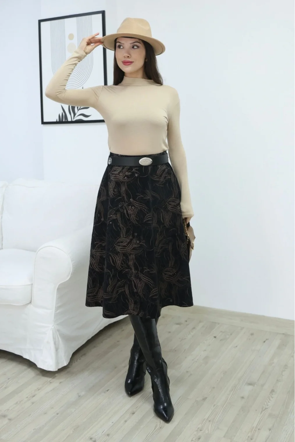 Baskılı ve Kemerli Kadife Etek 6069-Siyah/Camel