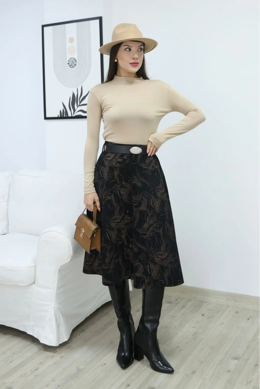 Baskılı ve Kemerli Kadife Etek 6069-Siyah/Camel