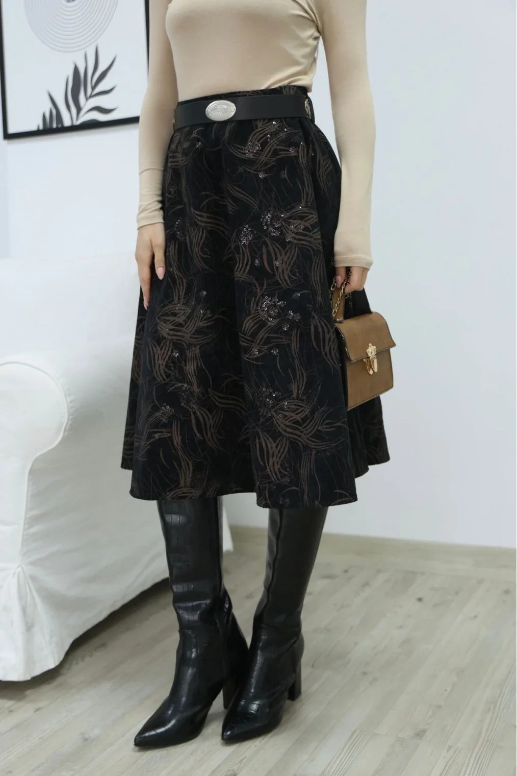 Baskılı ve Kemerli Kadife Etek 6069-Siyah/Camel