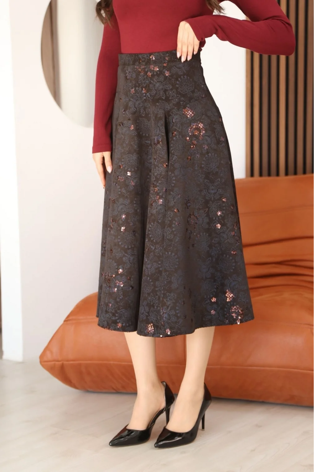 Baskılı ve Payetli Kadife Kloş Etek 6070-Kahve/İndigo