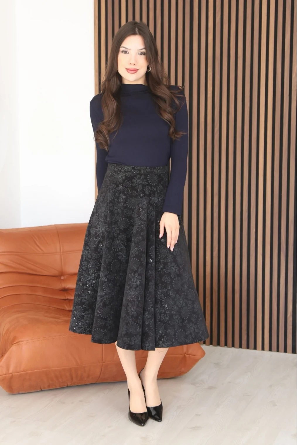 Baskılı ve Payetli Kadife Kloş Etek 6070-Siyah/Çağla