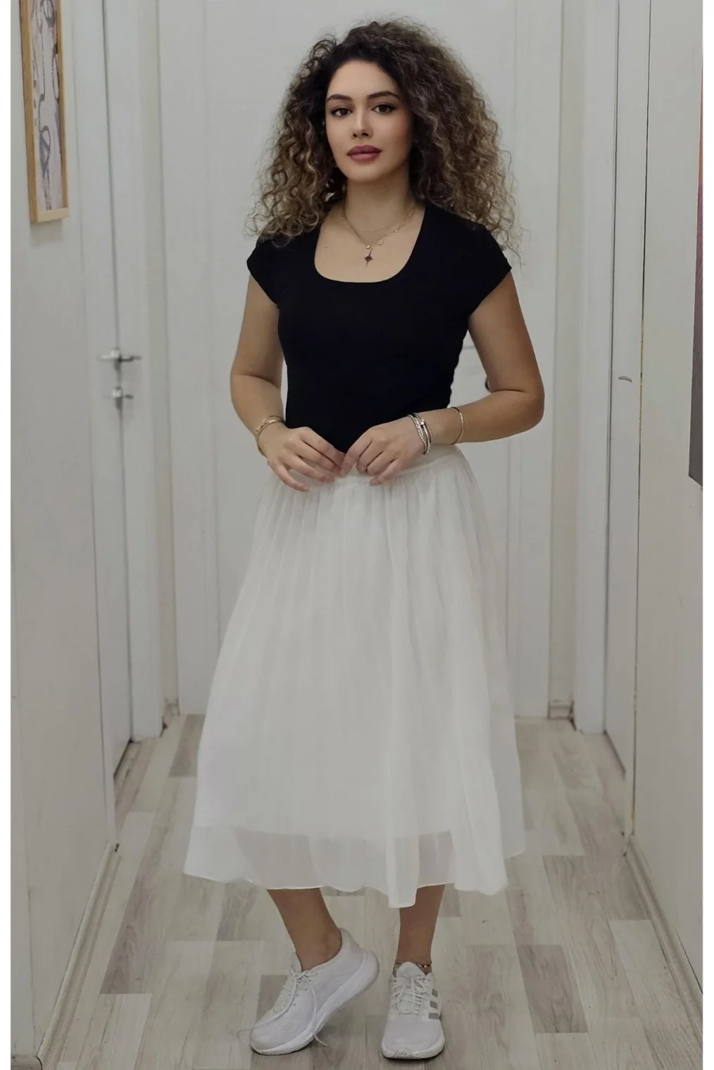 Beli Lastikli Pliseli Etek 6018-Beyaz