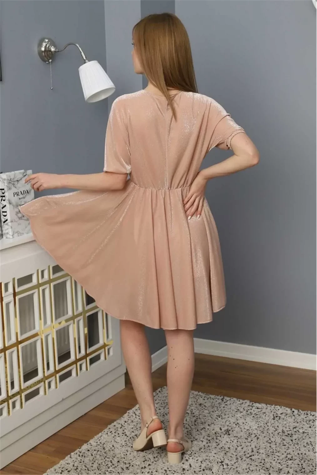 Beli Lastikli V Yaka Elbise 1765 Pudra