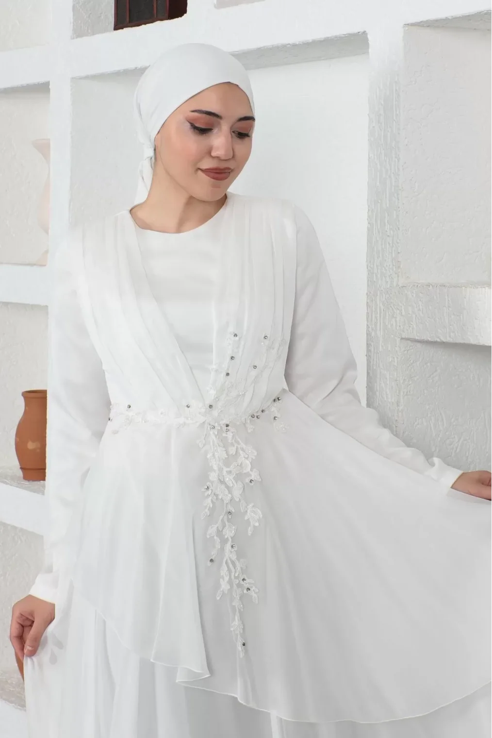 Boncuk Detaylı Tesettür Abiye Elbise 759-Beyaz