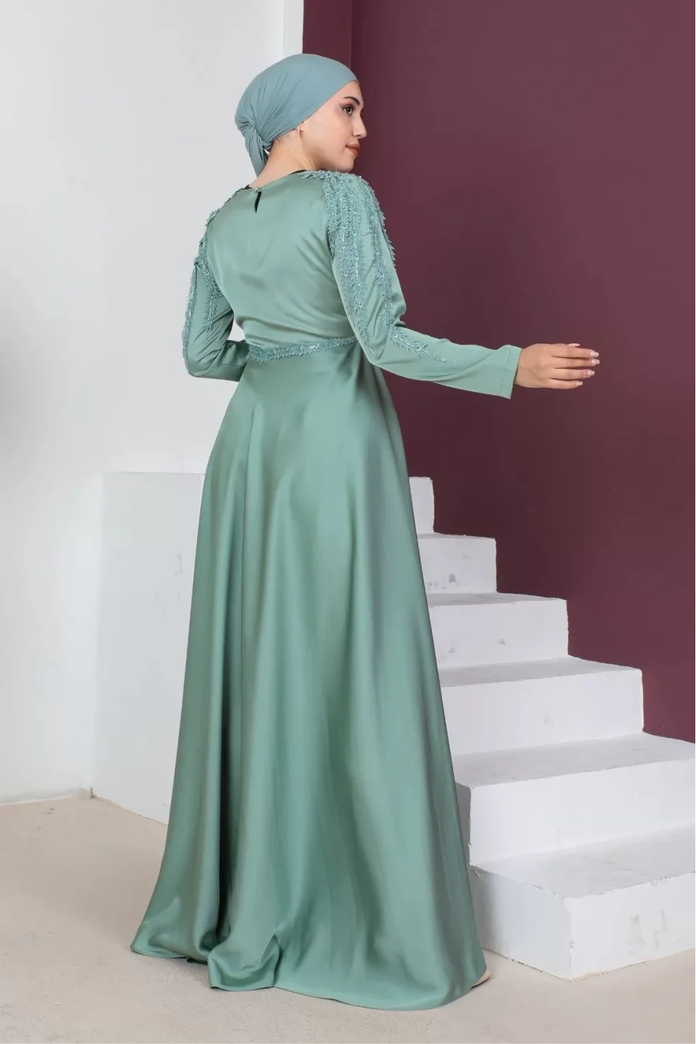 Boncuk İşleme Detaylı Saten Tesettür Abiye Elbise 732-Çağla