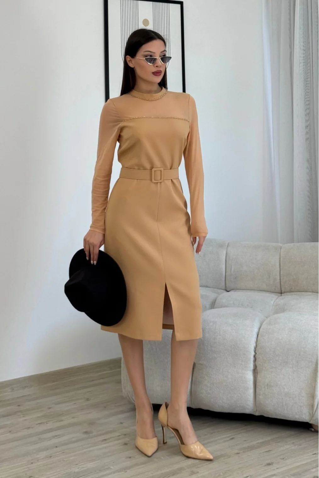 Boncuk İşlemeli Kemerli Abiye Elbise 6013-Camel