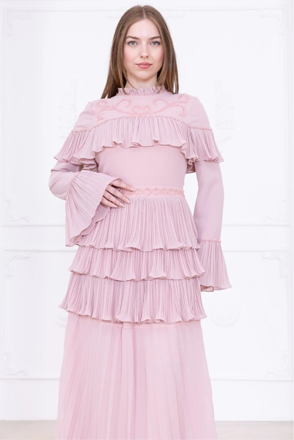 Boncuk İşlemeli ve Pliseli Kat Kat Abiye Elbise 2749-Pudra