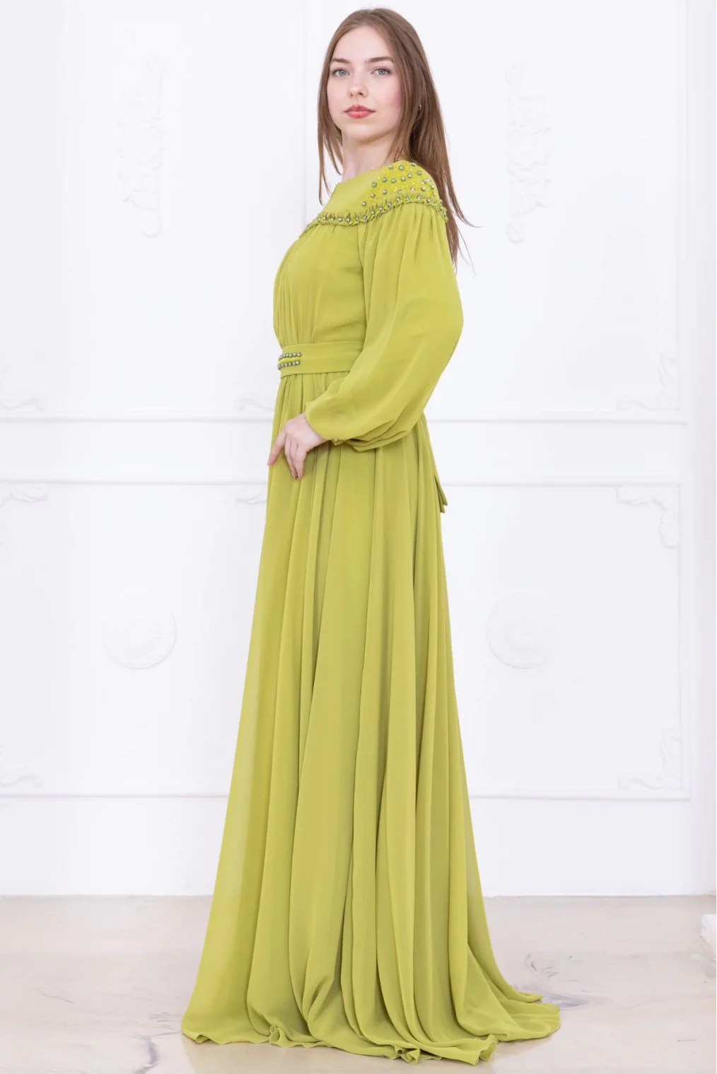 Büzgülü ve Bağlama Detaylı İşlemeli Abiye Elbise 2761-Fıstık Yeşili