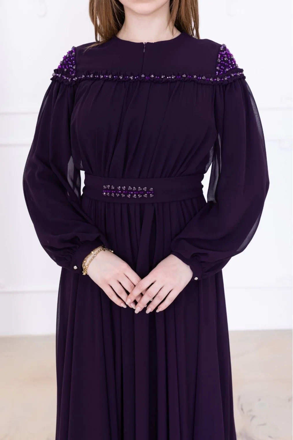 Büzgülü ve Bağlama Detaylı İşlemeli Abiye Elbise 2761-Mürdüm