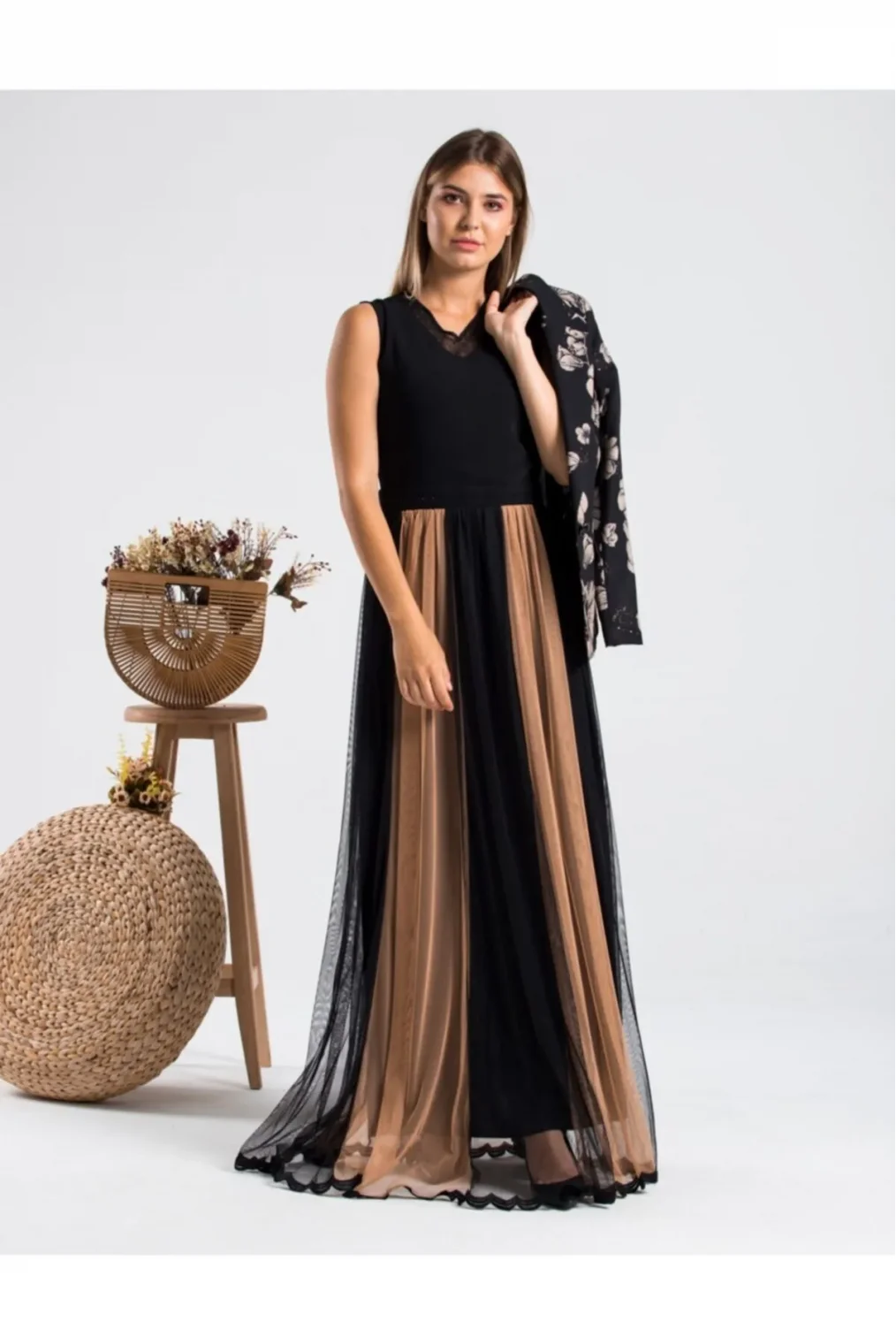 Ceket Ve Elbise Kombini