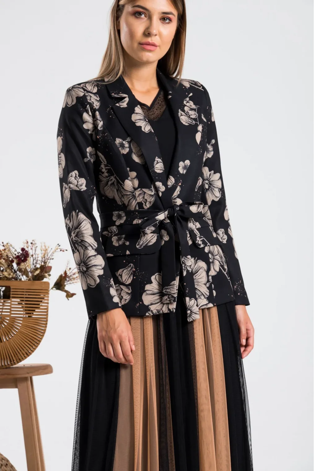 Ceket Ve Elbise Kombini