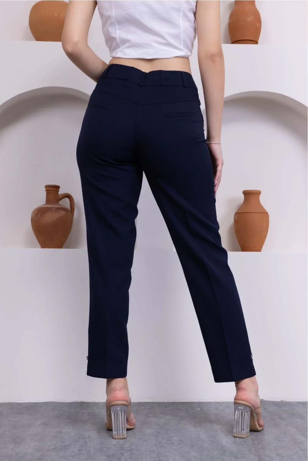 Cep Detaylı Bilek Boy Kadın Kumaş Pantolon 0101-Lacivert