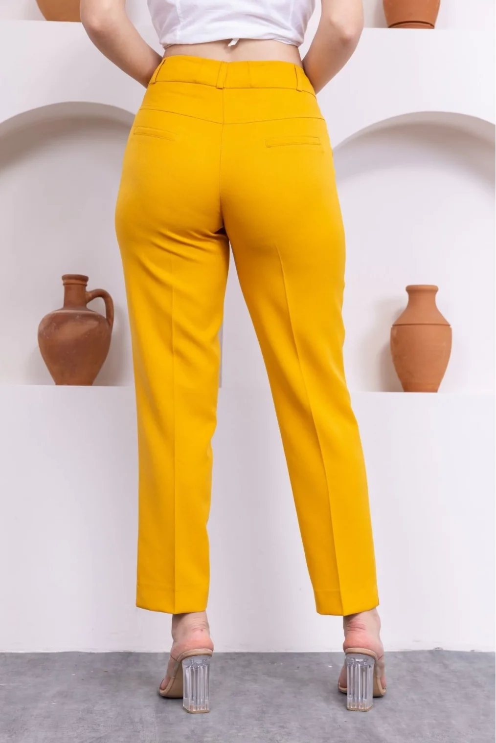 Cep Detaylı Bilek Boy Kadın Kumaş Pantolon 0101-Sarı
