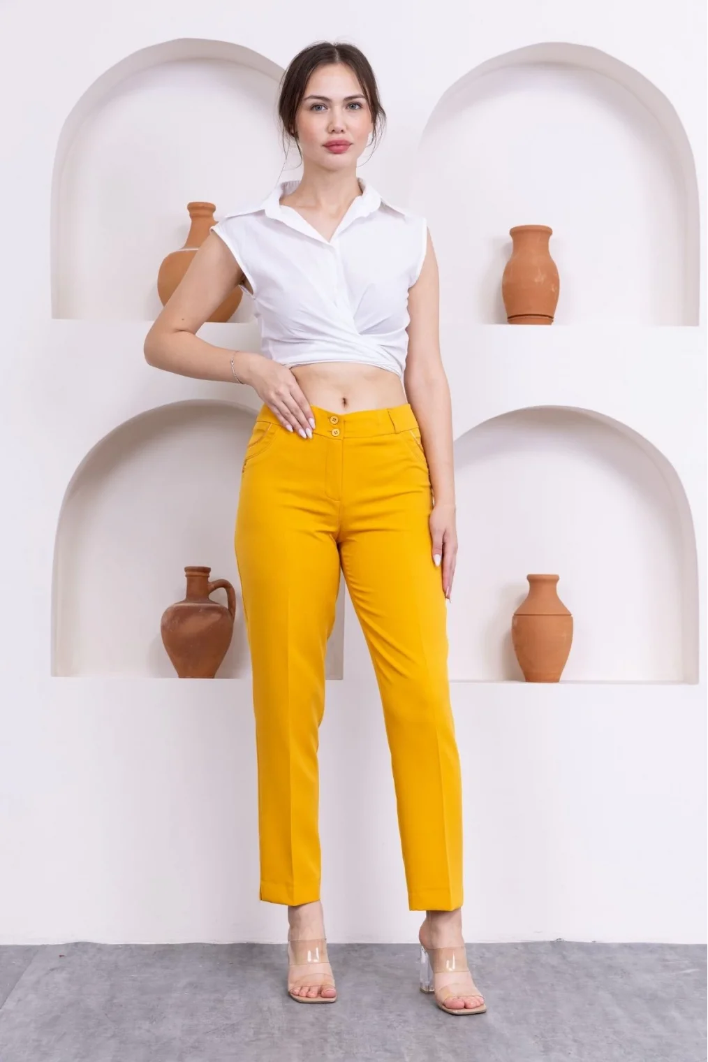 Cep Detaylı Bilek Boy Kadın Kumaş Pantolon 0101-Sarı