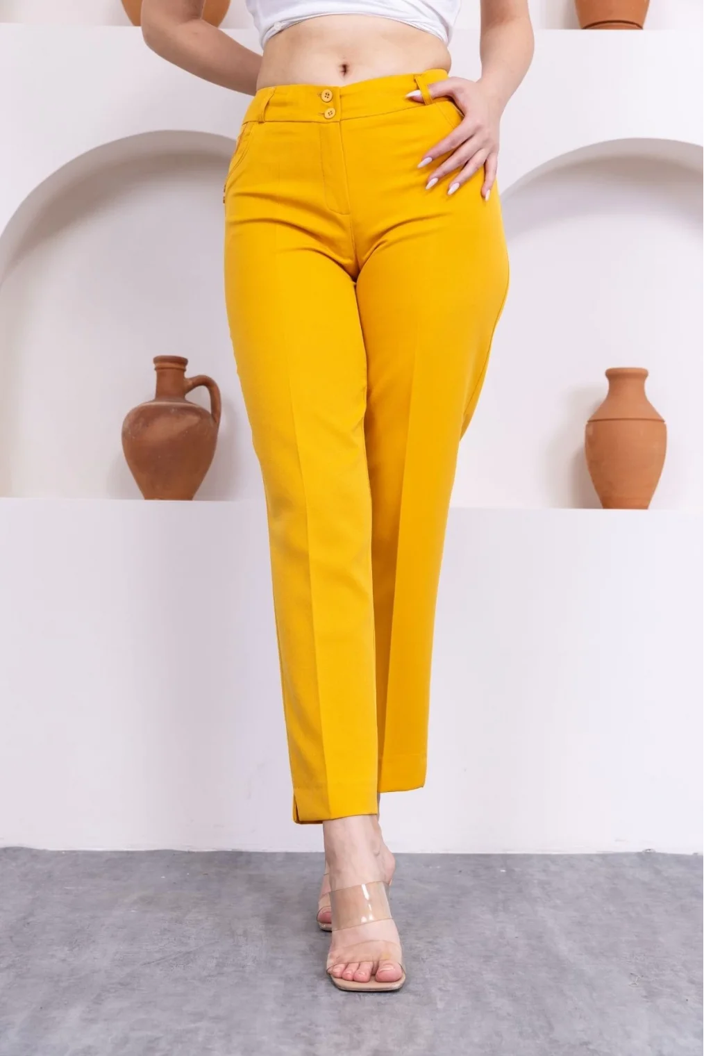 Cep Detaylı Bilek Boy Kadın Kumaş Pantolon 0101-Sarı