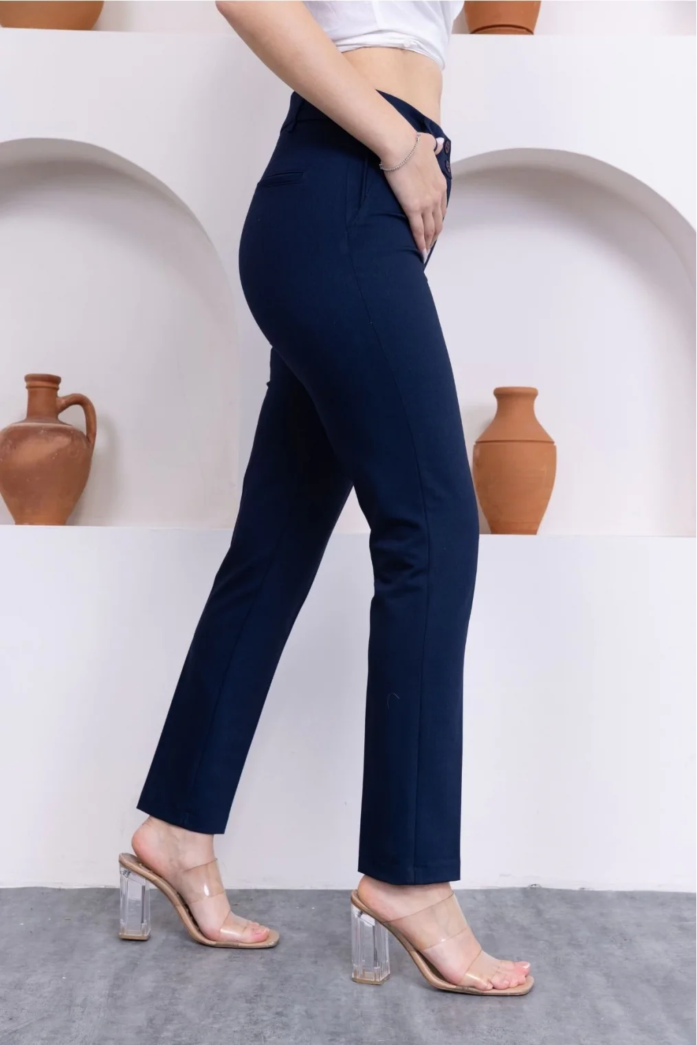 Cep Detaylı Bilek Boy Kadın Kumaş Pantolon 3144-Lacivert