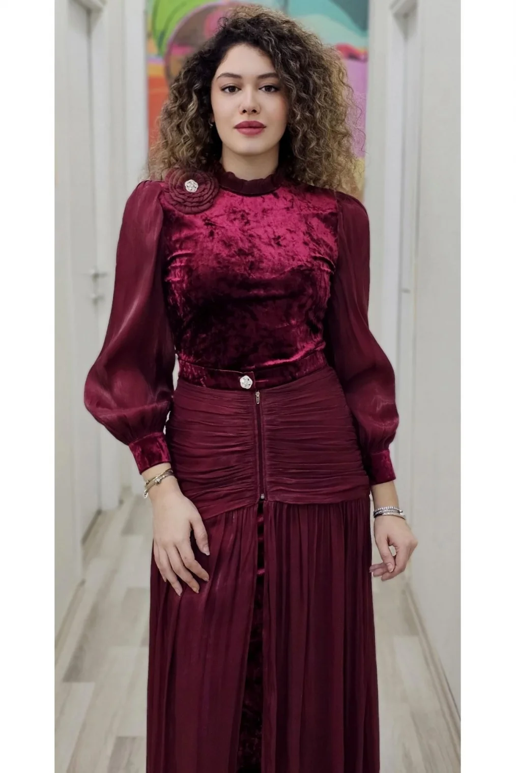 Çiçek Detaylı Çıkarılabilir Etekli Kadife Abiye 2752-Bordo