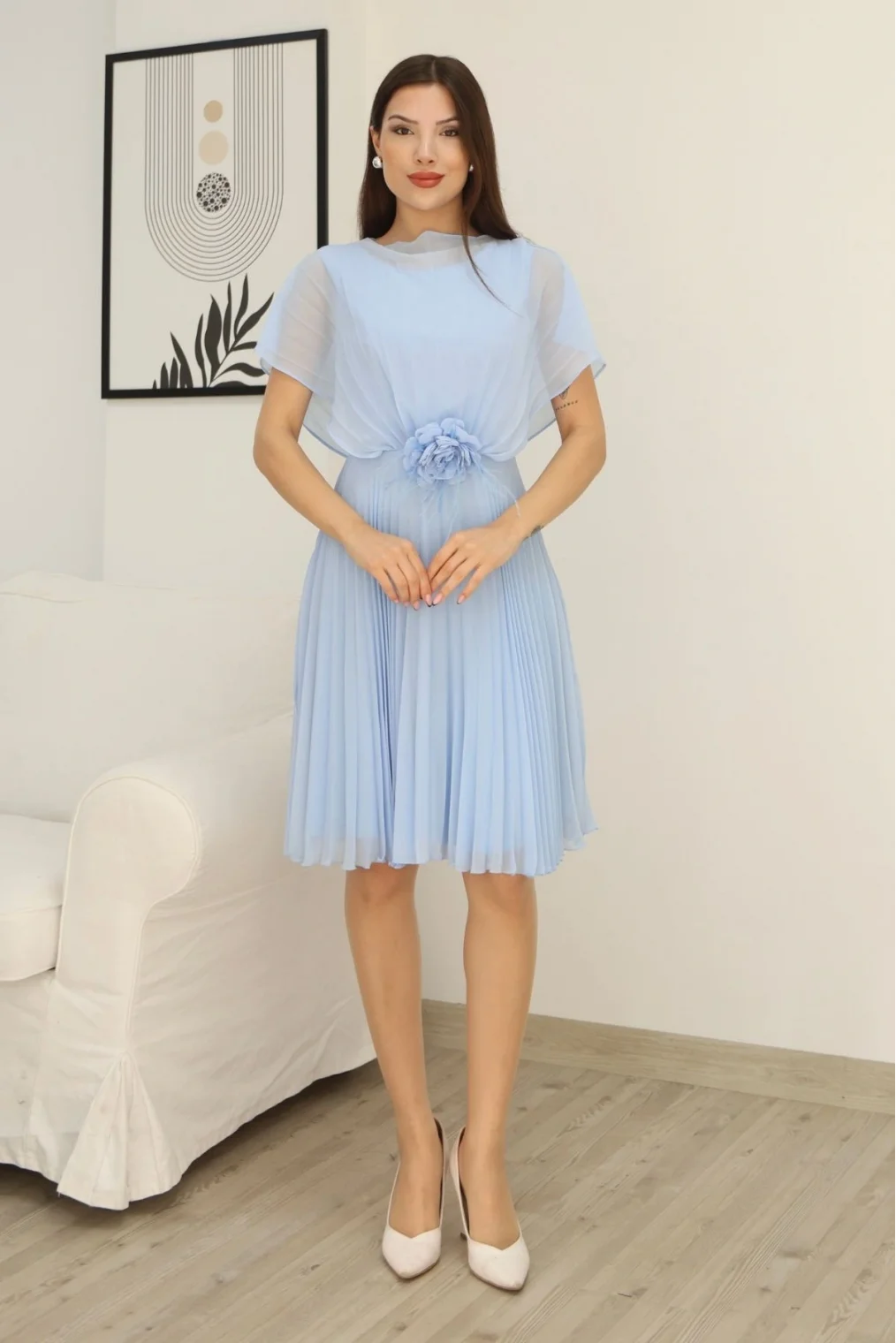 Çiçek Detaylı Piliseli Elbise 2378-Bebe Mavisi