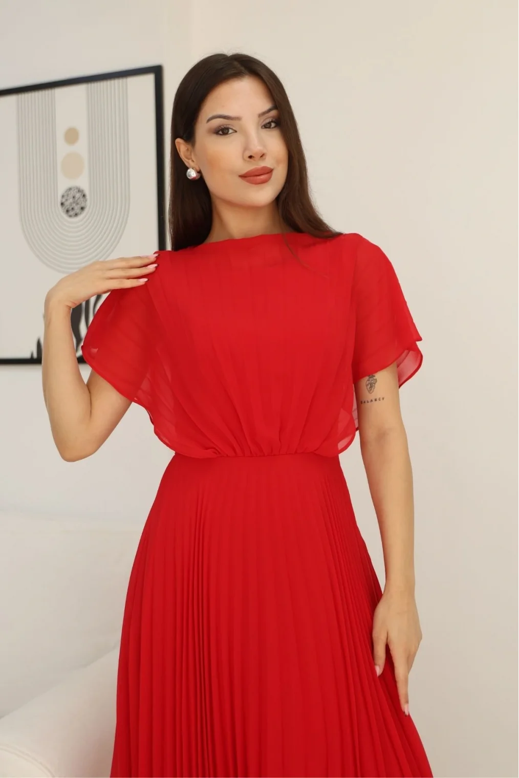 Çiçek Detaylı Piliseli Elbise 2378-Kırmızı