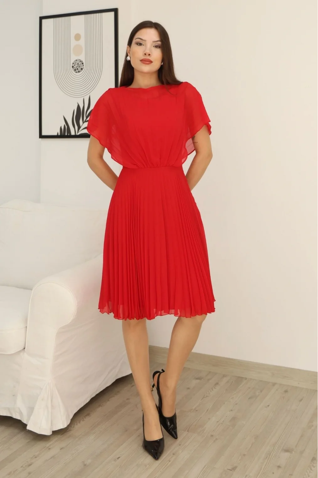 Çiçek Detaylı Piliseli Elbise 2378-Kırmızı