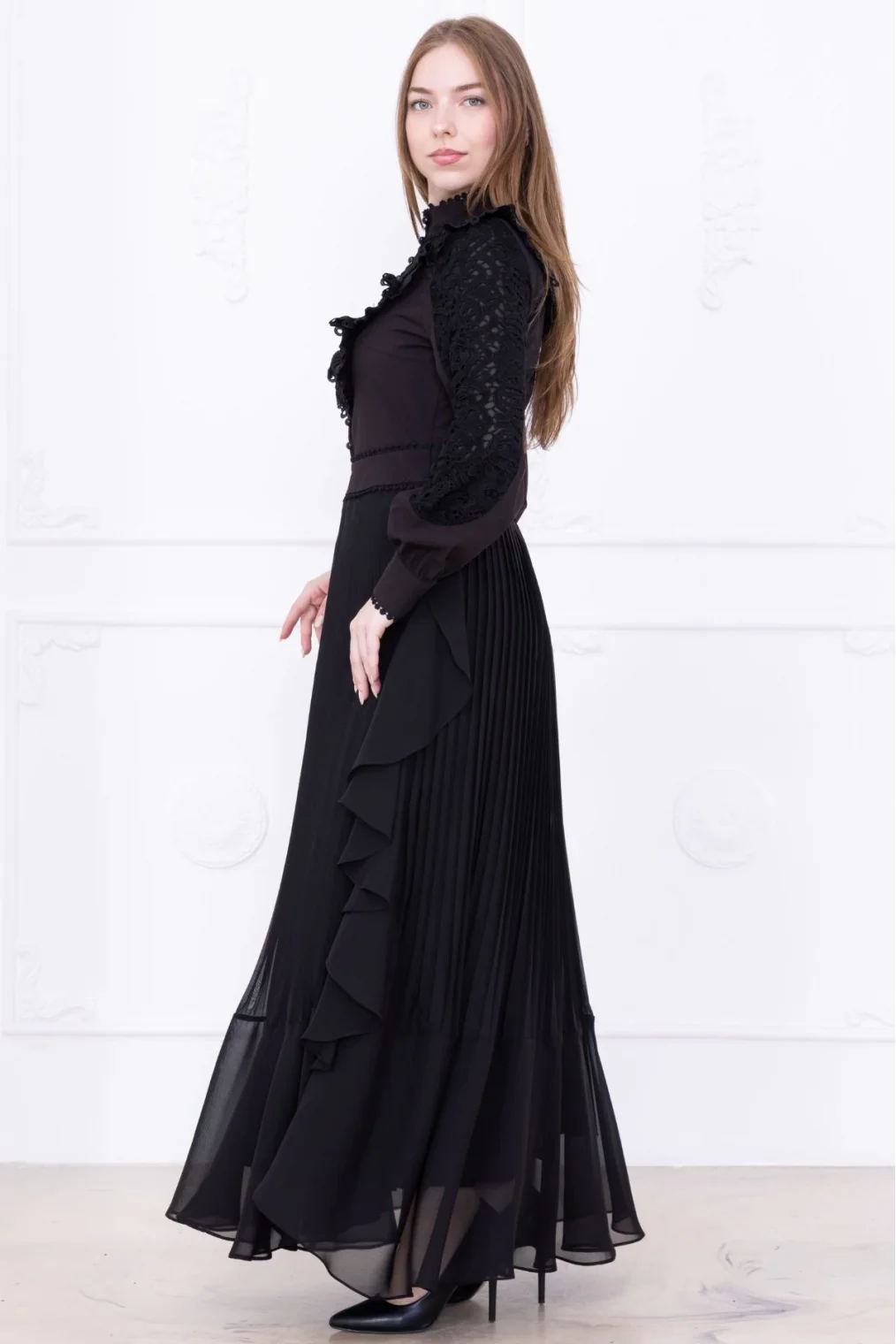 Dantel Detaylı Piliseli Elbise 2727-Siyah