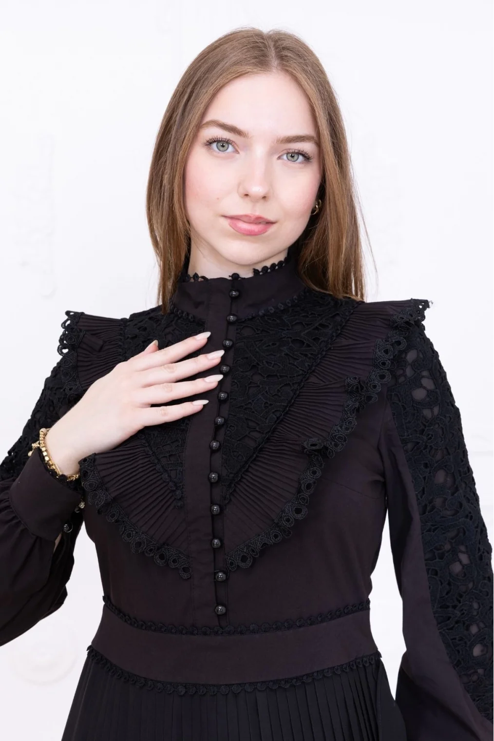 Dantel Detaylı Piliseli Elbise 2727-Siyah