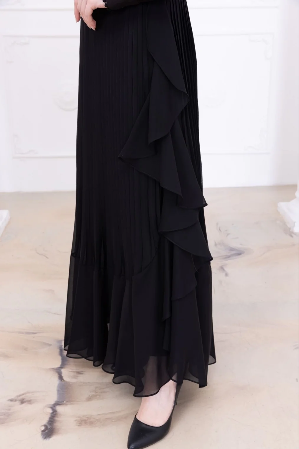 Dantel Detaylı Piliseli Elbise 2727-Siyah