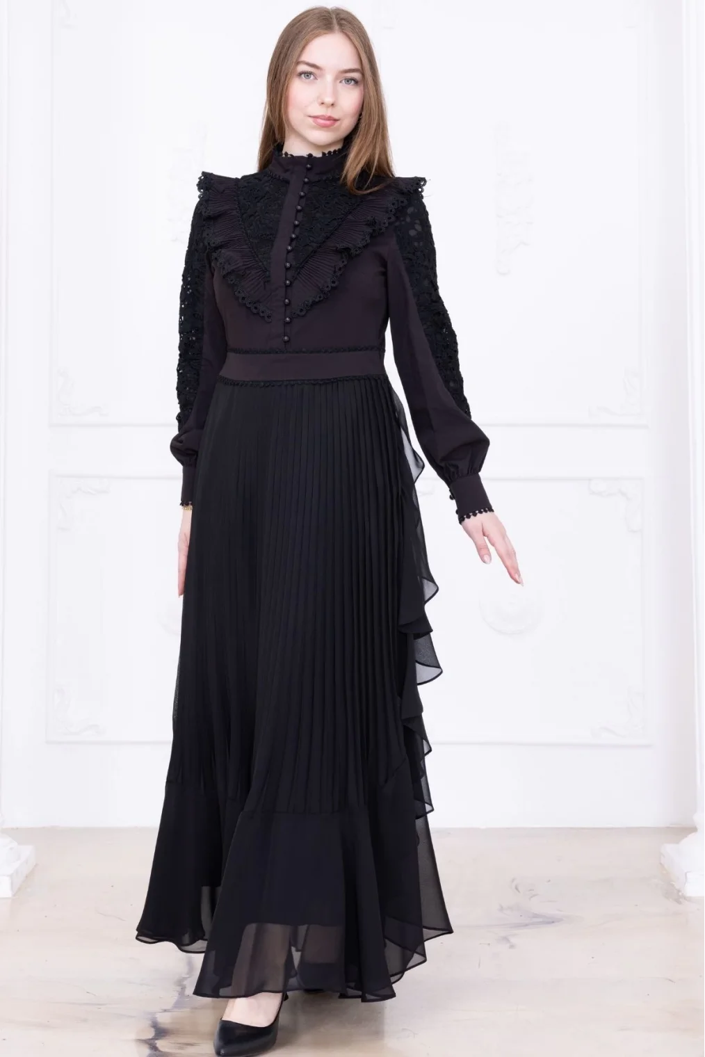 Dantel Detaylı Piliseli Elbise 2727-Siyah