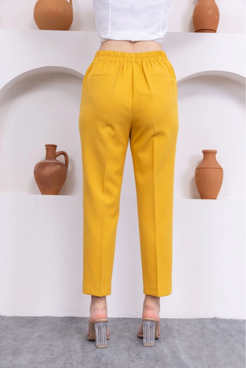 Düğme Detaylı Beli Lastikli Bilek Boy Pantolon 351-Sarı