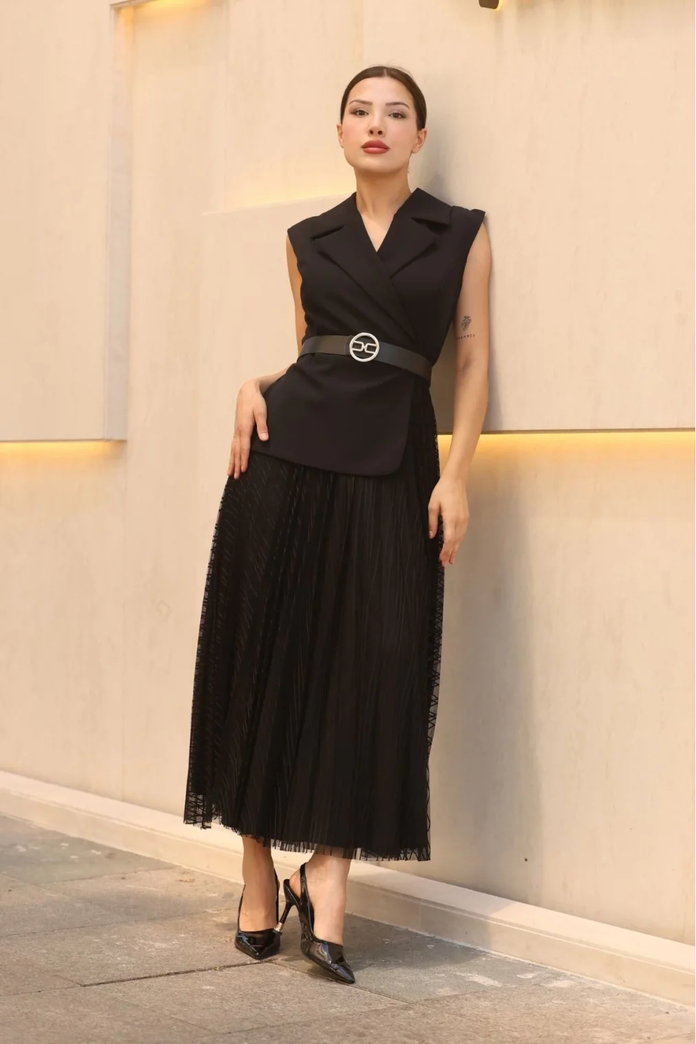 Eteği Piliseli Kemerli Abiye Elbise 2390-Siyah