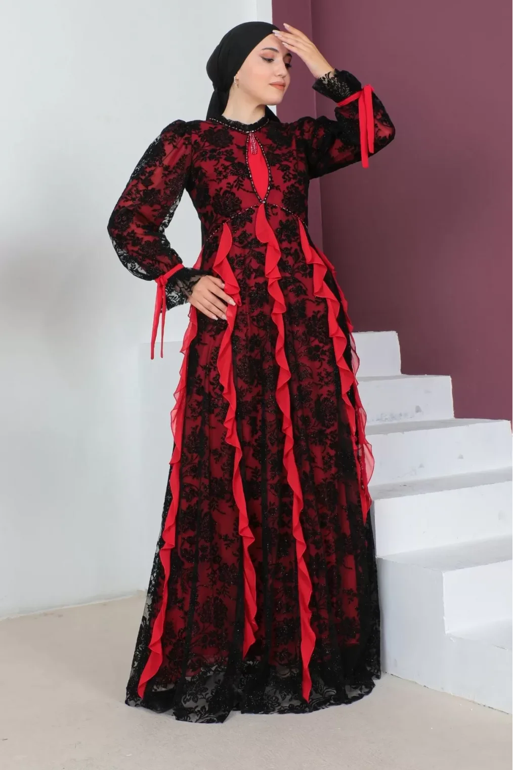 Fırfır Detaylı Dantel Tesettür Abiye Elbise 773-Siyah/Kırmızı