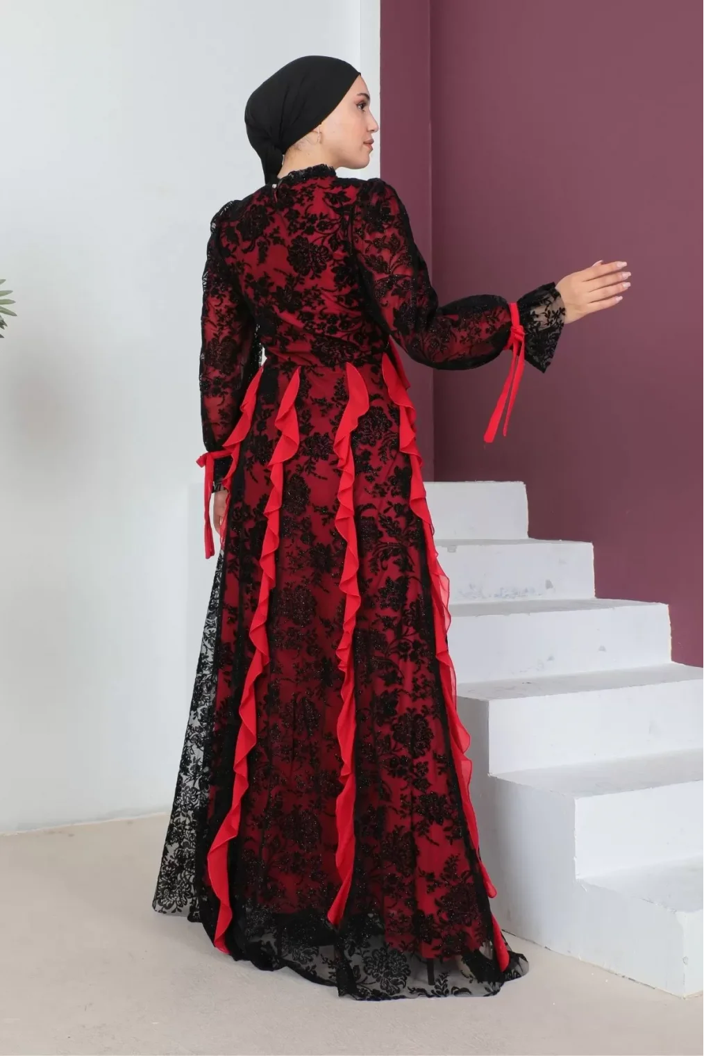 Fırfır Detaylı Dantel Tesettür Abiye Elbise 773-Siyah/Kırmızı
