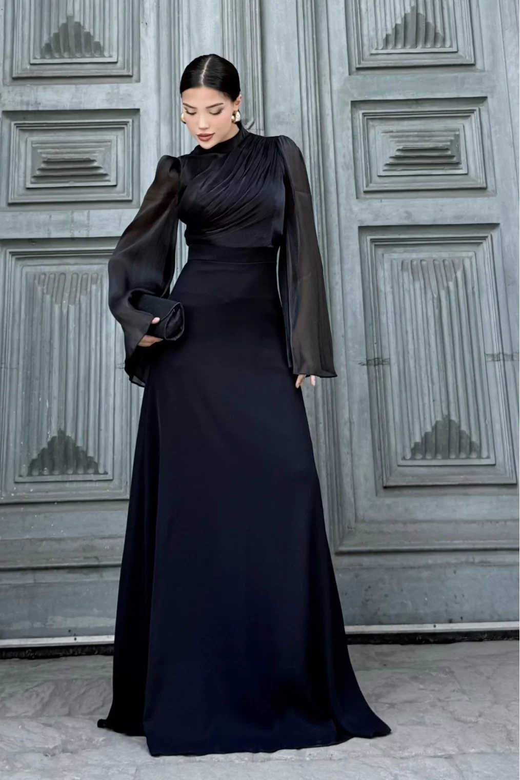 Göğüs Büzgü Detaylı Arkadan Bağlamalı Abiye Elbise 2287-Siyah