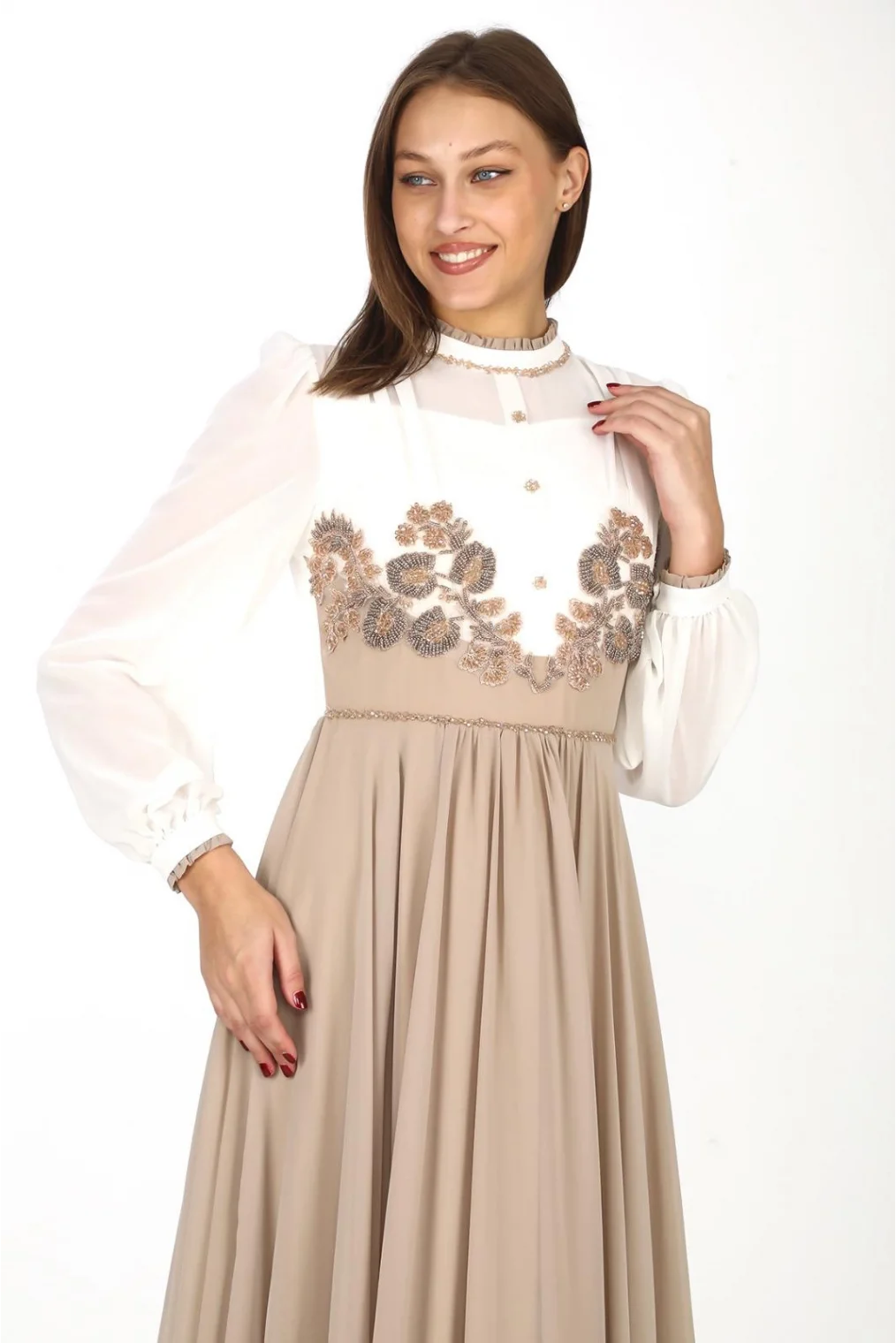 Göğüs Dantel İşlemeli Abiye Elbise 2702-Vizon