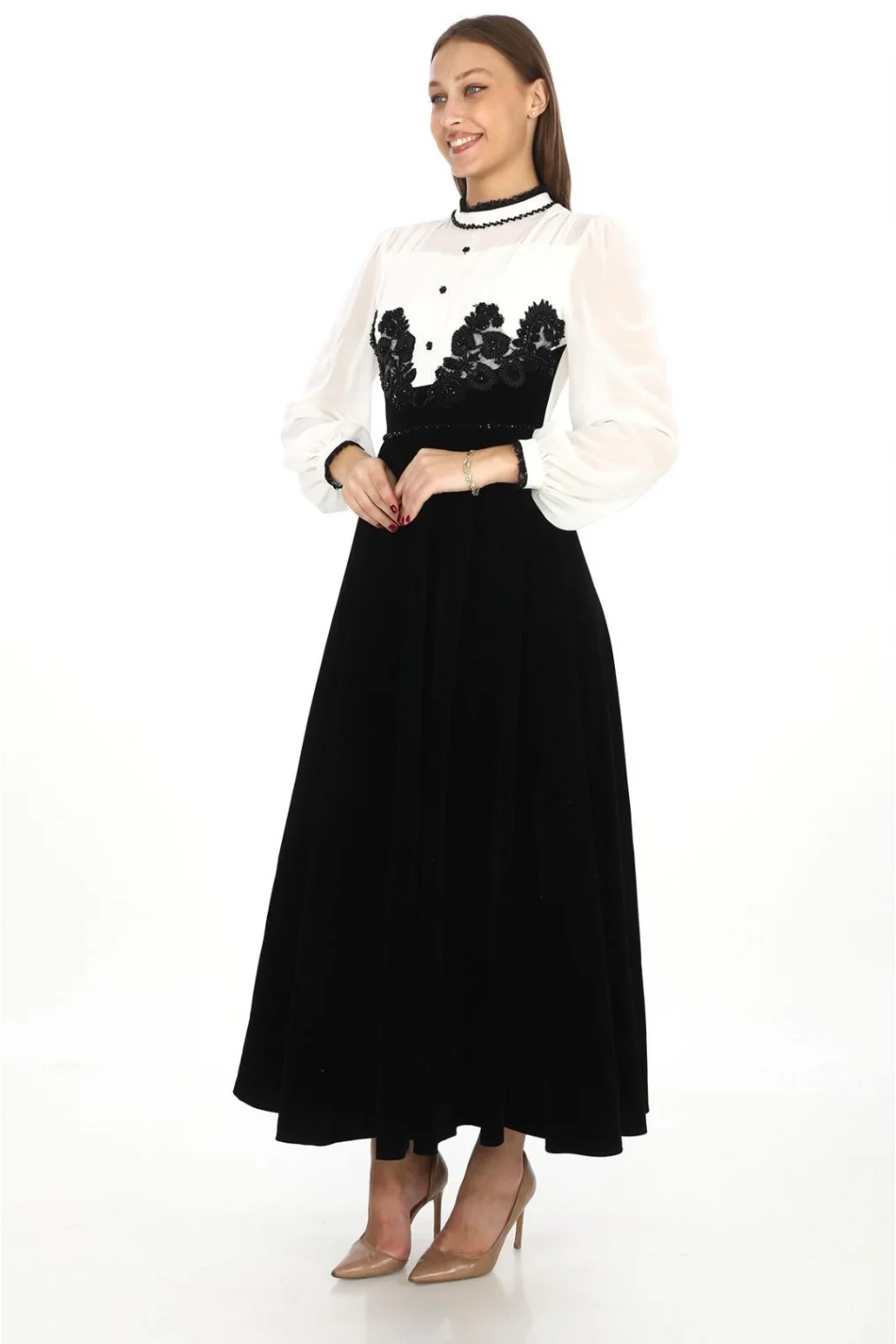 Göğüs Dantel İşlemeli Kadife Abiye 2743-Siyah