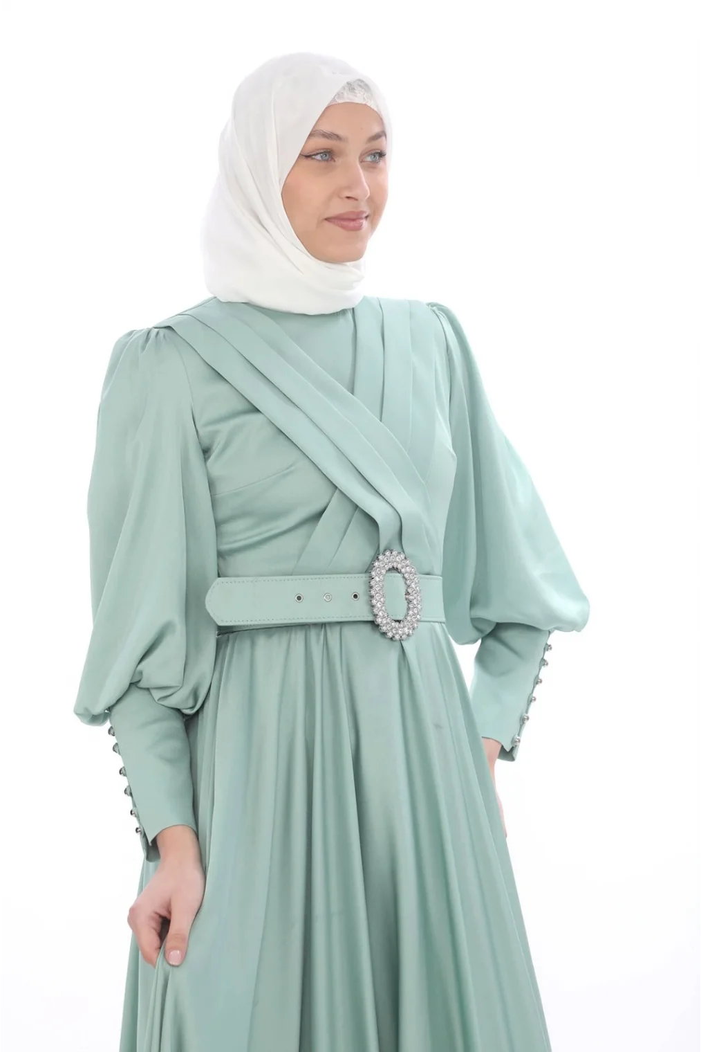 Göğüs Detaylı Saten Elbise 696-Çağla