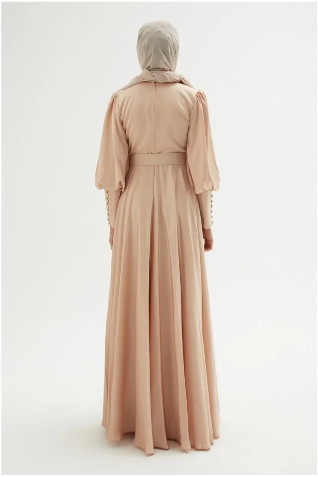 Göğüs Detaylı Saten Elbise 696-Gold