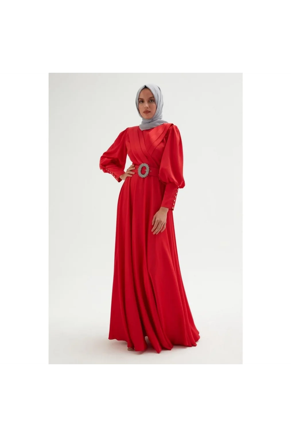 Göğüs Detaylı Saten Elbise 696-Kırmızı