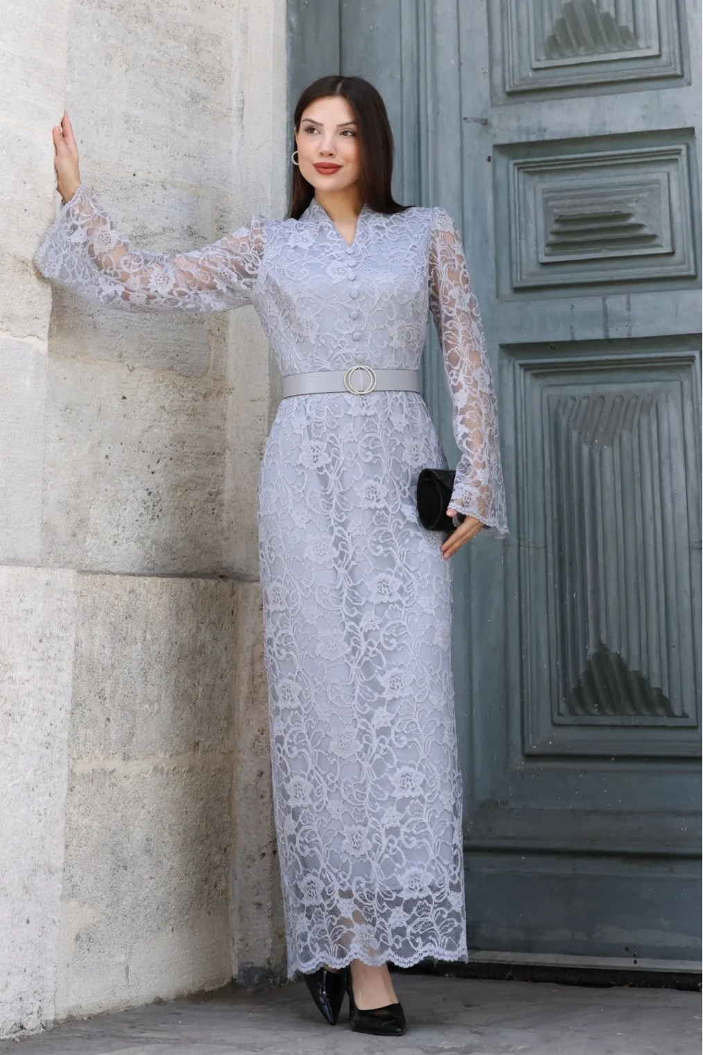 Hakim Yaka Kemerli Dantel Maxi Abiye Elbise 6032-Gri