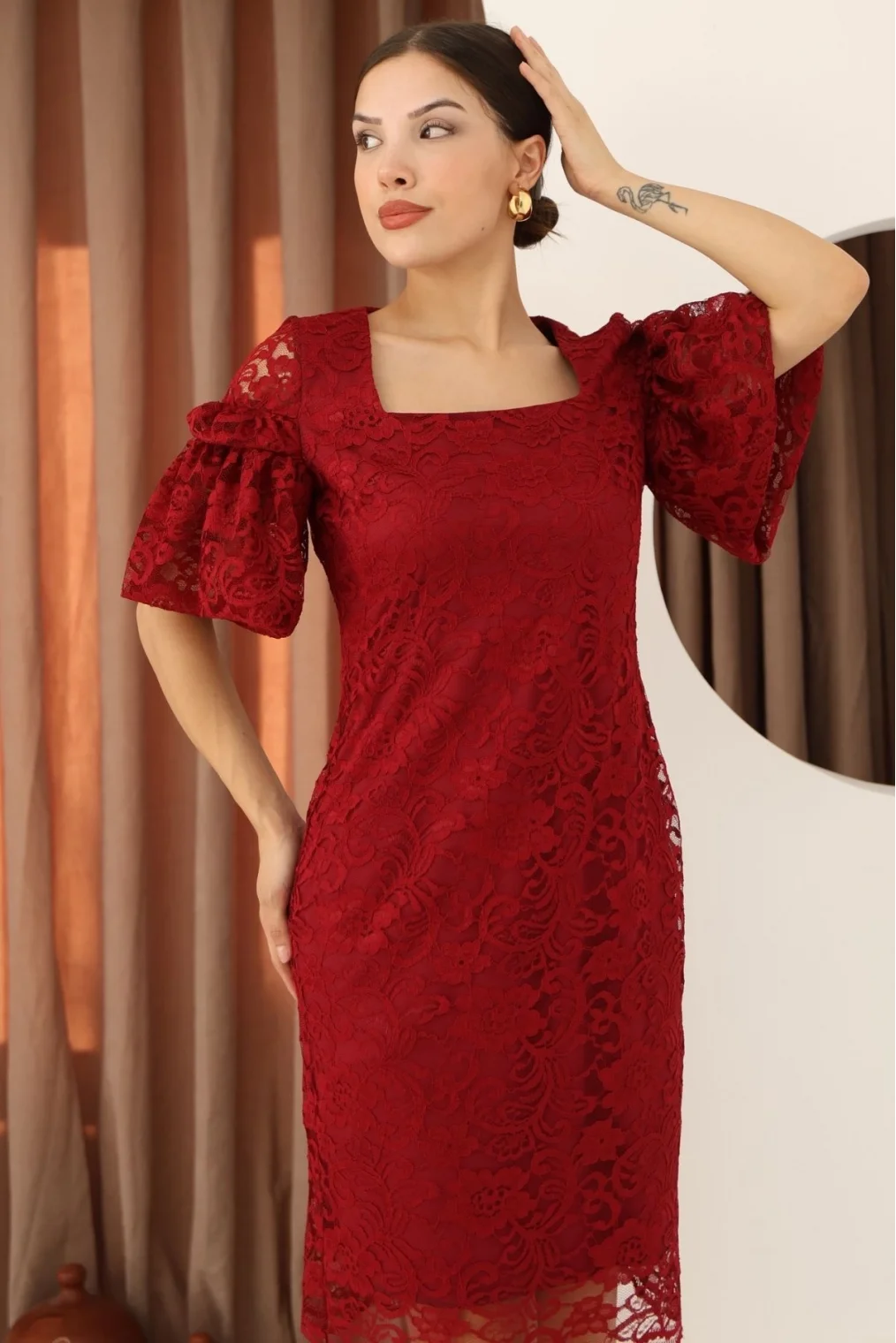 Kare Yaka Balon Kollu Dantel Elbise 6039-Bordo