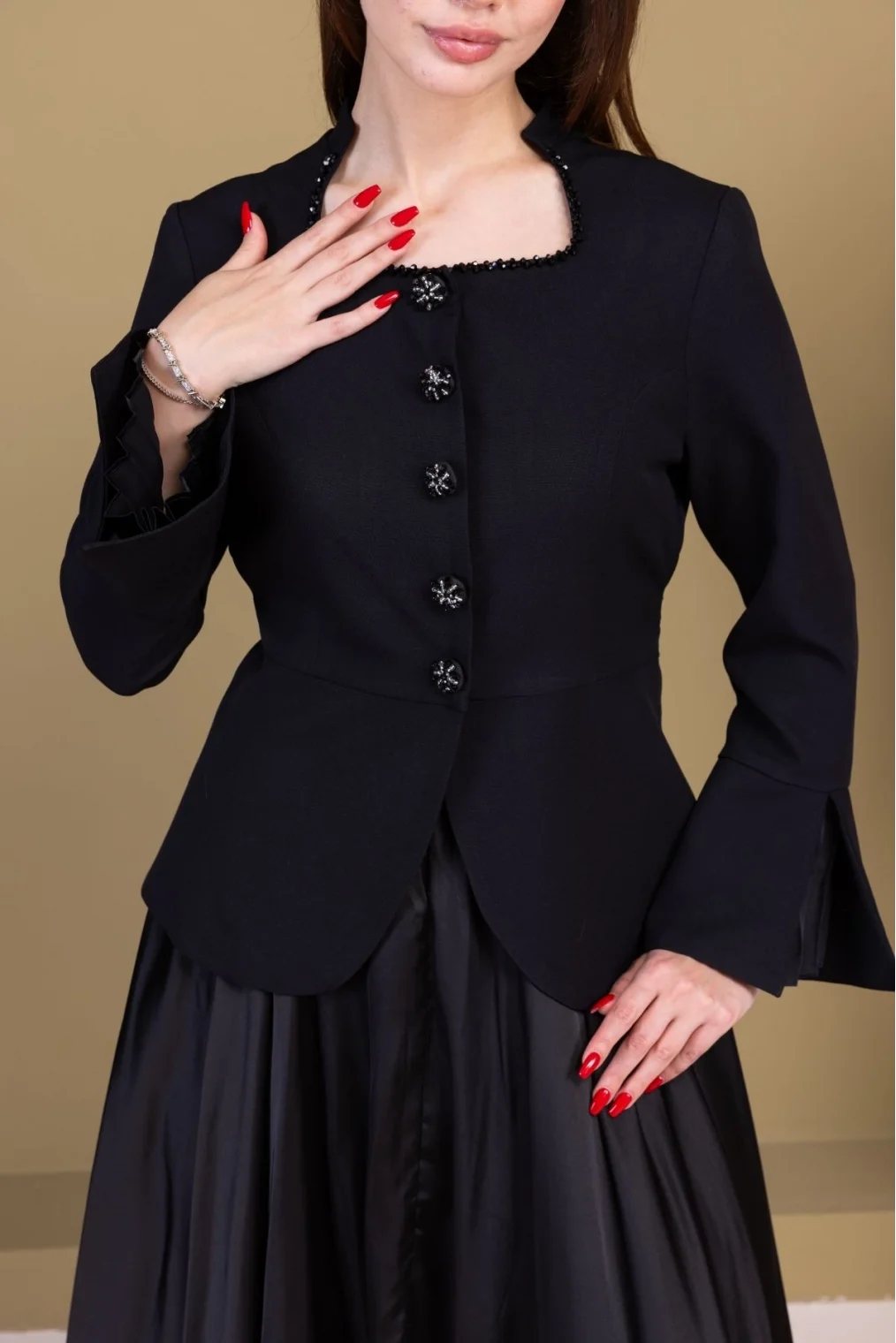 Kare Yaka İşlemeli İkili Takım 4718-Siyah