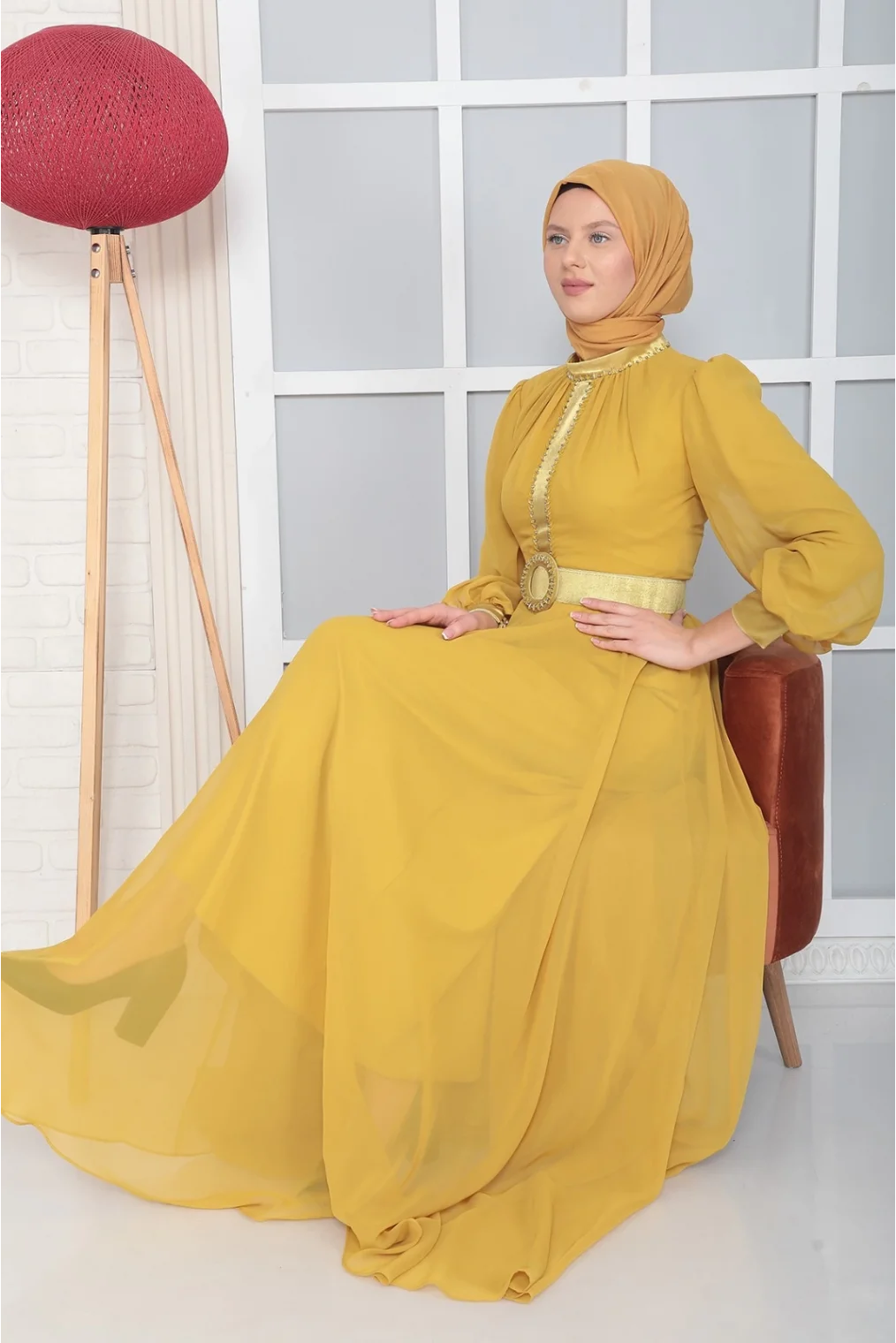 Kemer Detaylı Boncuk İşlemeli Tesettür Abiye Elbise 844-Yağ Yeşili