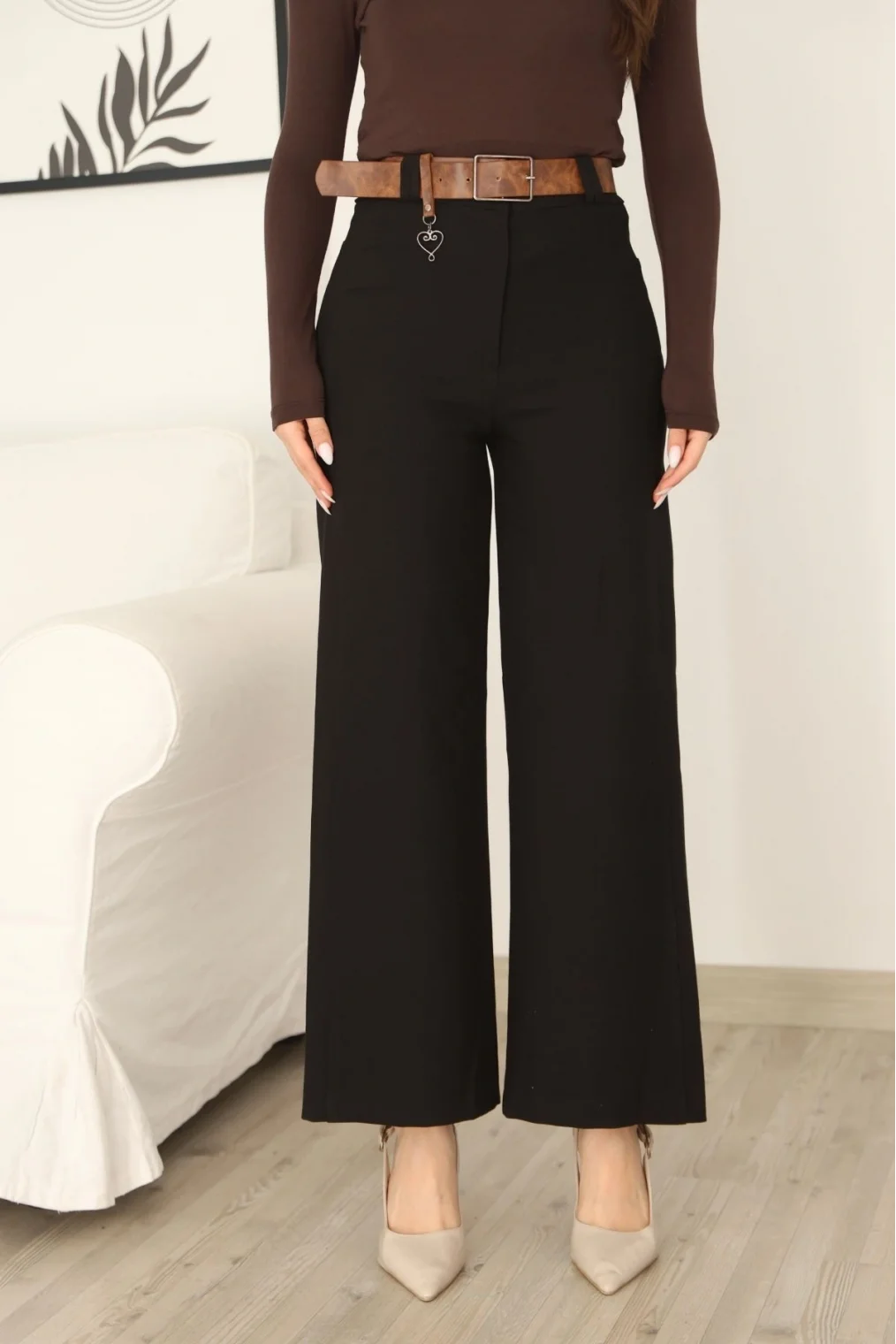 Kemeri Aksesuarlı ve Cep Detaylı Palazzo Pantolon 6115-Siyah